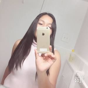 Meet your Posher, Celina